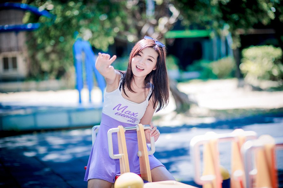 厌无事不烧香，有事上门还不烧香。无事不烧香，那是觉得自己人不要客气;有事上门不烧香，那是觉得他倒霉，你不帮他?你敢不帮他?